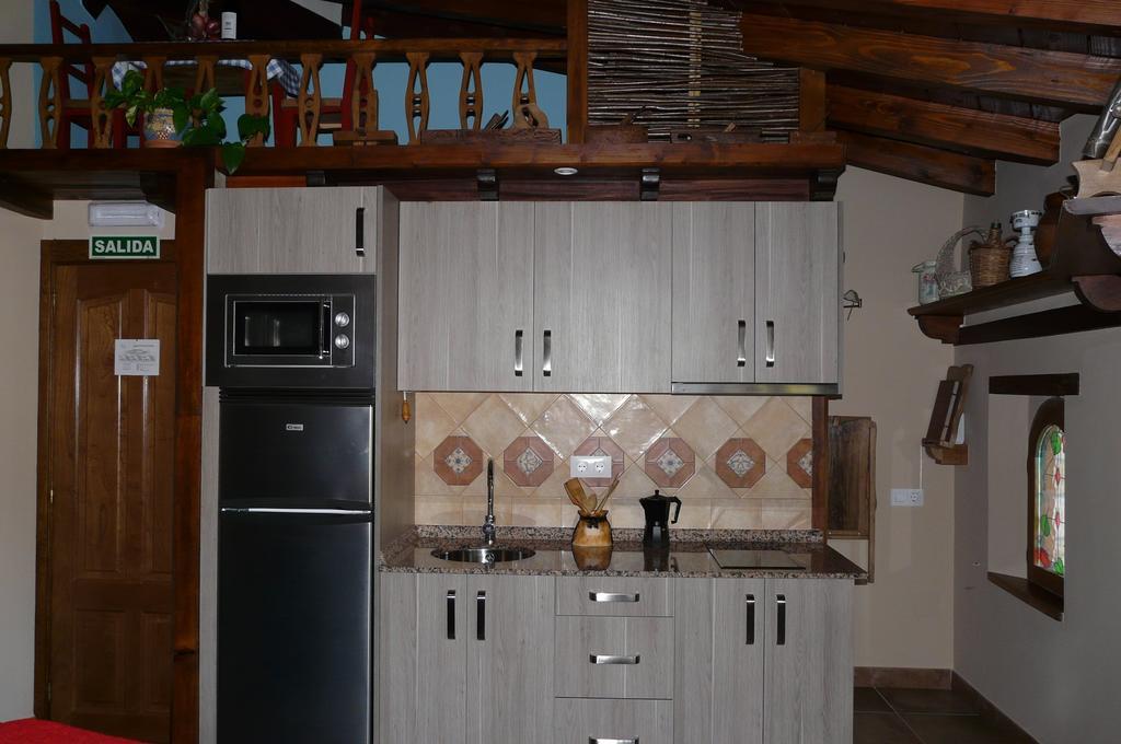 Apartamentos La Condesa Valmeo Room photo